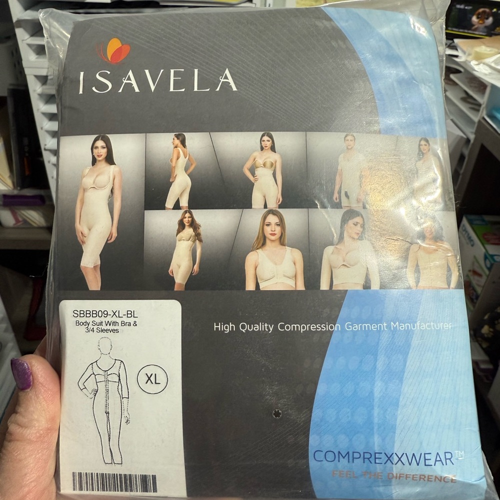 Isavela compression body suit with bra & 3/4 sleeves. Size xl